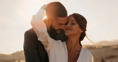 A energia do romance passa da paixão calorosa para a busca por conexões mais reais e sólidas, trazendo à tona reviravoltas nos encontros e mensagens inesperadas.