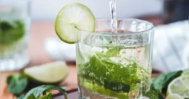 Nutrólogo explica sete benefícios importantes do limão que merecem ser conhecidos.