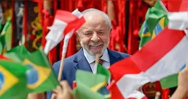 Presidente Lula confirma candidatura à reeleição em 2026 durante viagem oficial à Indonésia
