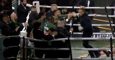 Popó foi declarado vencedor enquanto Wanderlei Silva foi amparado após confusão e cabeçadas que encerraram o combate.