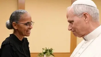 Marina Silva convida o Papa Leão XIV para a COP30 em Belém do Pará, destacando a importância da união entre fé e ciência na luta contra a crise climática.