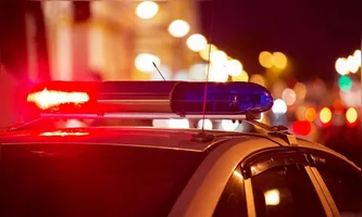 Uma mulher de 46 anos foi encontrada morta em Bragança, Pará. Investigação aponta para feminicídio, com o companheiro como principal suspeito.
