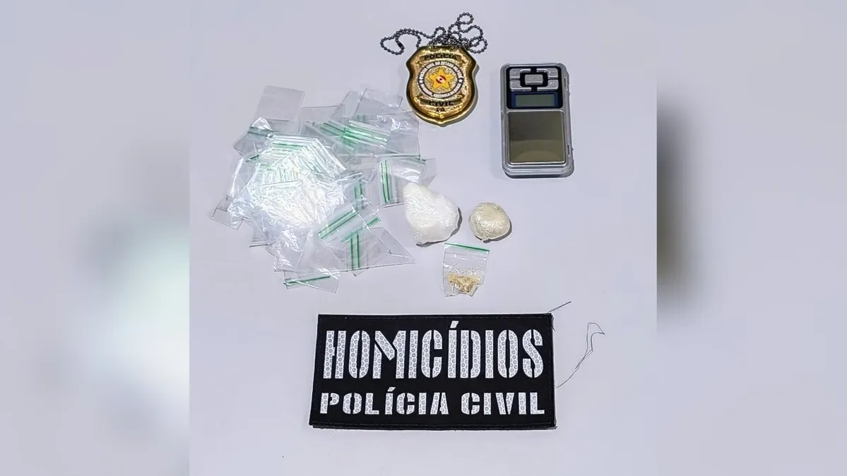 Imagem ilustrativa da notícia Polícia Civil prende foragido por homicídio e tráfico em Marabá