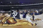 A torcida do Clube do Remo protagoniza uma das maiores demonstrações de amor do futebol brasileiro e reforça a campanha azulina rumo ao acesso à Série A do Brasileirão 2025.