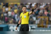 arbitro Raphael Klauss durante partida entre Remo e Confianca no estadio Baenao pelo campeonato Brasileiro B 2021.