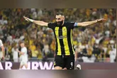 Benzema, do Al-Ittihad, encara o Al-Riyadh em duelo pelo Campeonato Saudita.