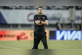 Paysandu reencontra o agora ex-técnico Claudinei Oliveira