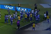 Clube do Remo é derrotado pelo Avaí em jogo marcado por violência e expulsões