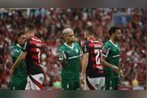 Flamengo e Palmeiras buscam vitória na Libertadores neste sábado (29).