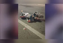De acordo com informações da Polícia Militar, o homem caiu sozinho da motocicleta que conduzia.
