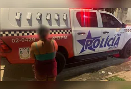 Uma menina de seis anos foi encontrada sozinha e trancada dentro de casa, por volta das 3h35, no bairro Morada Nova.