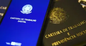 Foto da Carteira de Trabalho e Previdência Social (CTPS) nas versões digital e impressa.