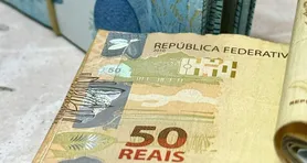 Dinheiro da primeira parcela do 13º antecipado