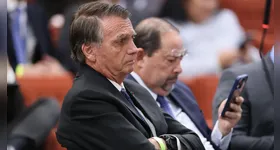 Descubra os motivos da prisão de Jair Bolsonaro e suas implicações políticas e jurídicas. Informações atualizadas sobre o caso e reações.
