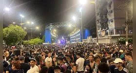 Torcida lota sambódromo da capital paraense na noite deste domingo (23)