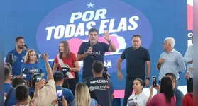 A ação ocorreu na Usina da Paz, reunindo centenas de moradores que tiveram acesso gratuito a diversos atendimentos.