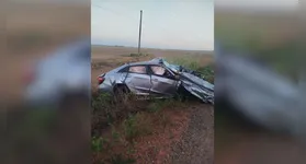 O trágico incidente envolveu uma colisão entre um carro modelo Honda Civic, que seguia em direção a Dom Eliseu, e uma carreta que trafegava em sentido oposto, rumo a Rondon.