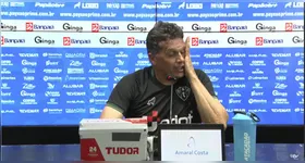 Claudinei Oliveira comenta a derrota para o Operário e reconhece os pontos fracos do Paysandu na Série B, prometendo ajustes para os próximos jogos.