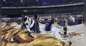 A torcida do Clube do Remo protagoniza uma das maiores demonstrações de amor do futebol brasileiro e reforça a campanha azulina rumo ao acesso à Série A do Brasileirão 2025.