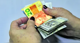 Salário mínimo deve subir para R$ 1.631 no próximo ano, prevê governo no orçamento de 2026