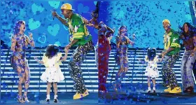 Lore Improta e Léo Santana anunciam a chegada de Lorenzo.