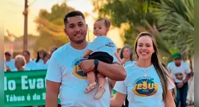 Centenas de fiéis participaram da caminhada