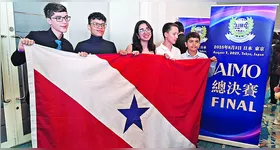 Alunos do Pitágoras de Barcarena representaram o Pará