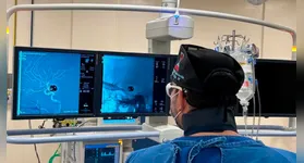 Desde junho de 2022, a unidade oferece a embolização cerebral, um procedimento minimamente invasivo que trata o aneurisma sem a necessidade de cirurgia aberta.