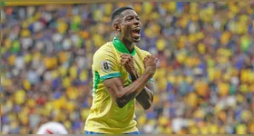 Atacante está na Rússia após deixar o Botafogo