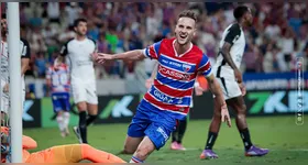 Pochettino abriu o placar e iniciou a nova vitória do Leão do Pici