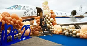 Zé Felipe ganhou a aeronave no aniversário de 25 anos da ex
