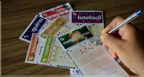 Atualmente, o jogo mais simples custa R$ 3,50 e permite escolher 15 números dentre os 25 disponíveis.