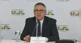 Padilha faz o anúncio dos médicos selecionados