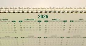 Vale lembrar que é importante confirmar com a empresa na qual se trabalha ou órgão público as políticas internas sobre emendas de feriados.