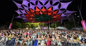 A Freezone Cultural Action ocupará 10 domos geodésicos na Praça da Bandeira, com espaços para oficinas, cinema, debates e experiências imersivas.