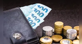 Mesmo durante as festas, é importante planejar gastos com lazer e presentes.