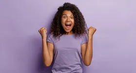 A energia do mês favorece decisões práticas, fortalece a autoconfiança e abre caminhos após longos processos internos.