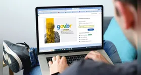 A vaga na GOVBR é no regime CLT e remota