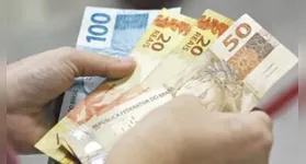 Dinheiro da segunda parcela do 13º no bolso antes do prazo