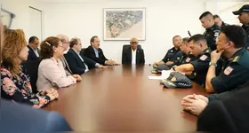 O reitor da UFPA, Gilmar Pereira da Silva, e demais autoridades assinaram o convênio nesta terça-feira (26).