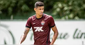 Zagueiro Camutanga retorna ao Vitória-BA e deixa mensagem de gratidão ao Remo antes da partida contra o Criciúma