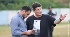 A dupla formada por Carlos Frontini (esquerda) e Kauê Azevedo (direita) foi responsável por reformular o plantel do Paysandu e agora está focada em um novo treinador.