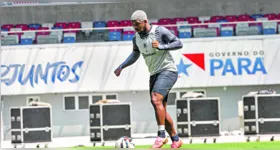 O jogador falou sobre a derrota para o Criciúma-SC, reconhecendo a falta de objetividade – mais uma vez – nas chances criadas, o que poderia ter resultado numa vitória até tranquila para o Leão Azul.