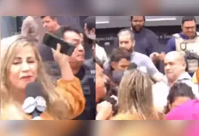 Mesmo em meio ao caos, a jornalista manteve o foco.