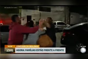 Imagem ilustrativa da notícia Reportagem sobre triângulo amoroso termina em pancadaria ao vivo