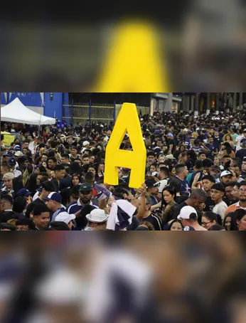 Comemoração da torcida do Remo pelo acesso à serie A do Campeonato brasileiro.