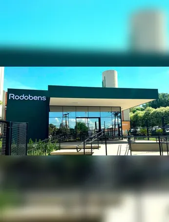 Para se candidatar a uma das 114 vagas efetivas da Rodobens, o candidato deve acessar a plataforma oficial de recrutamento da empresa.