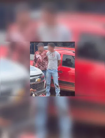 Com as mãos amarradas, o acusado foi conduzido por moradores pelas ruas do distrito de Taboca; PM e CORE escoltaram o suspeito para São Félix do Xingu.