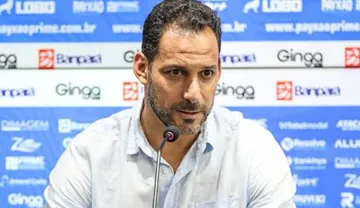 Imagem ilustrativa da imagem Carlos Frontini está fora dos planos do Paysandu para 2026