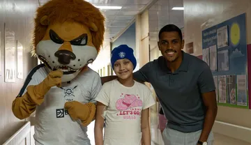 Imagem ilustrativa da imagem Em processo de renovação, Pedro Rocha participa de ação solidária com o Remo